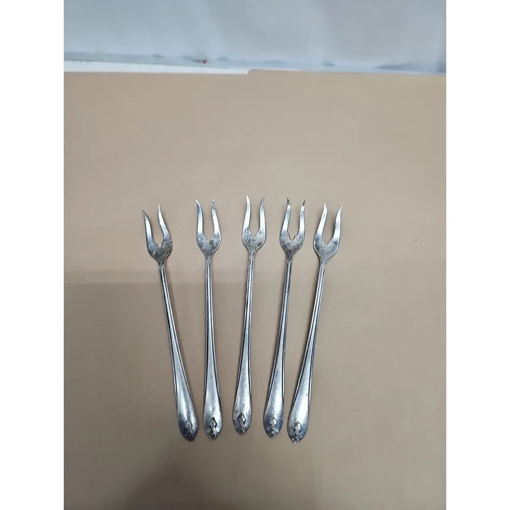 Set of 5‎ VTG Wm Rogers Mfg Co Original Rogers Silverplate Pickle Cocktail Forks